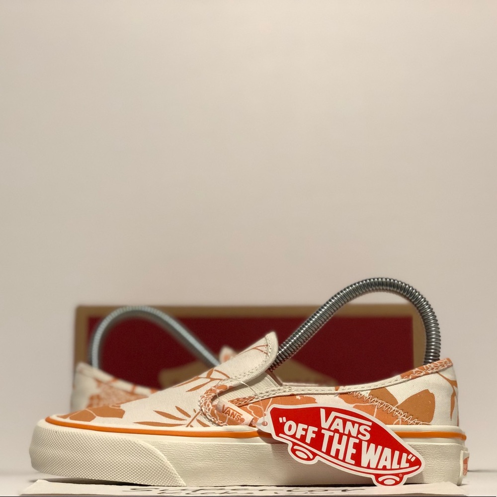 Vans Slip-On Sf (Island Floral) “Sunset/Marshmallow”